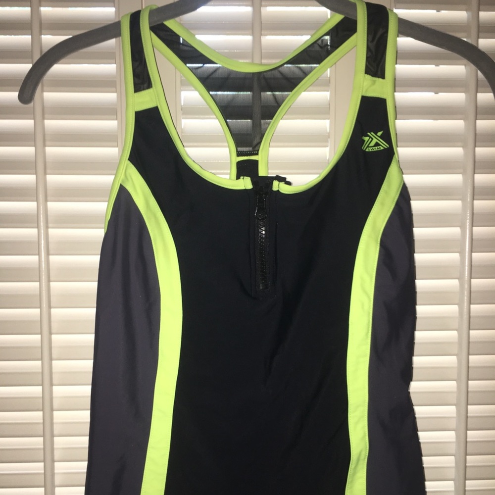 Work out tank